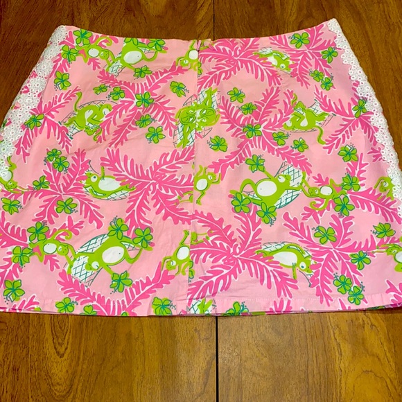 Lilly Pulitzer - Picture 2 of 5